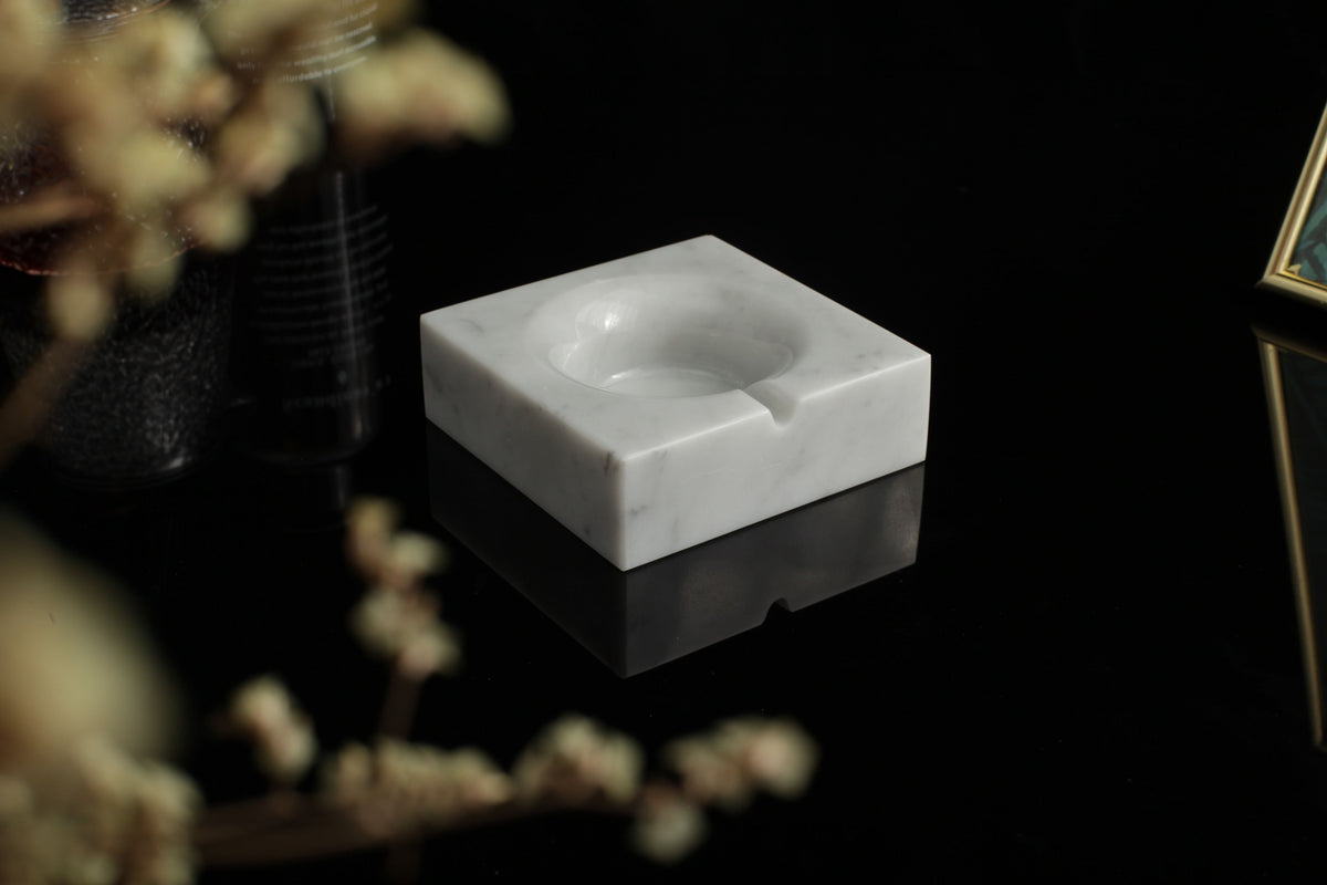 CIKURA ASHTRAY - CARARRA MARBLE