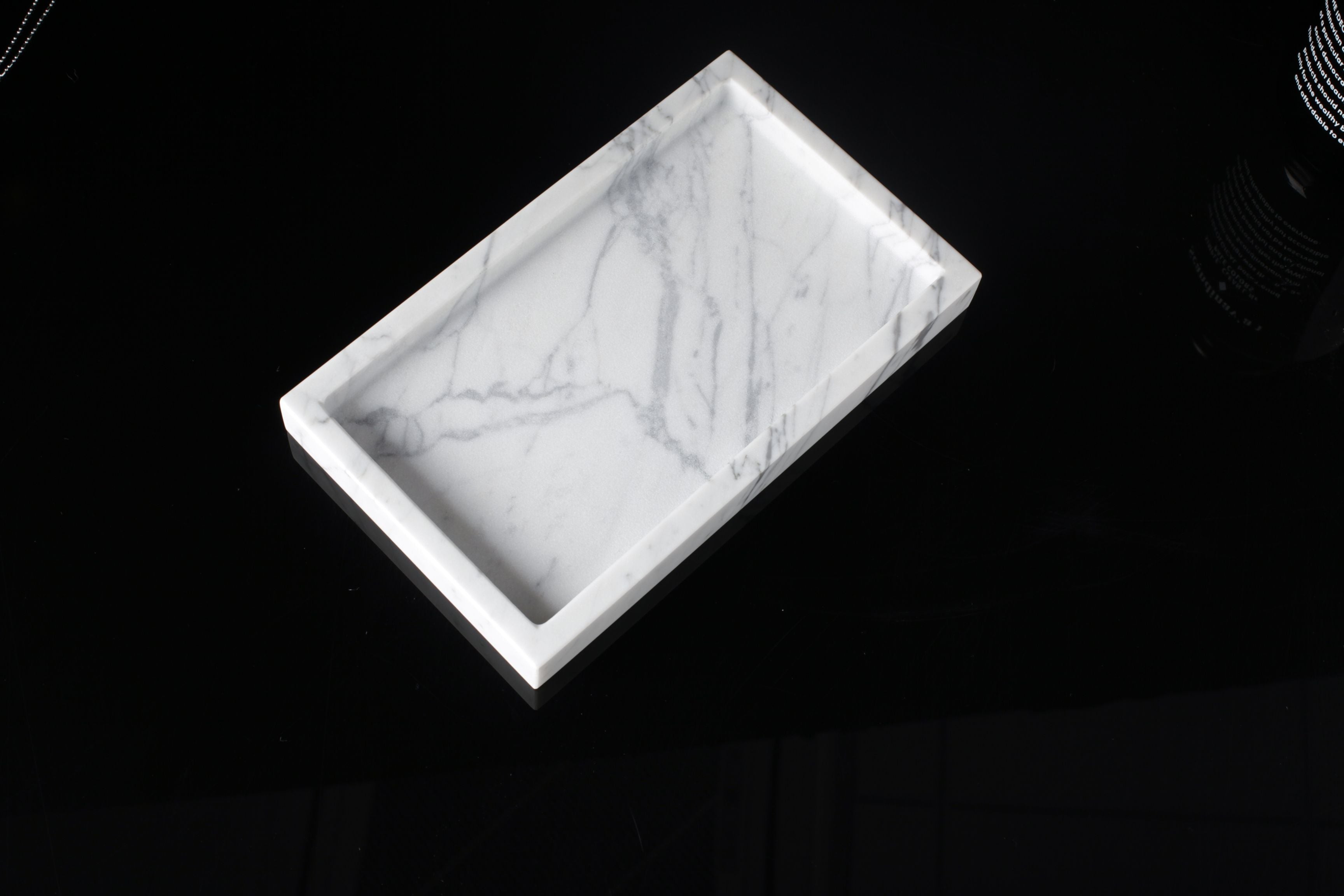 RIGO TRAY - CARARRA MARBLE